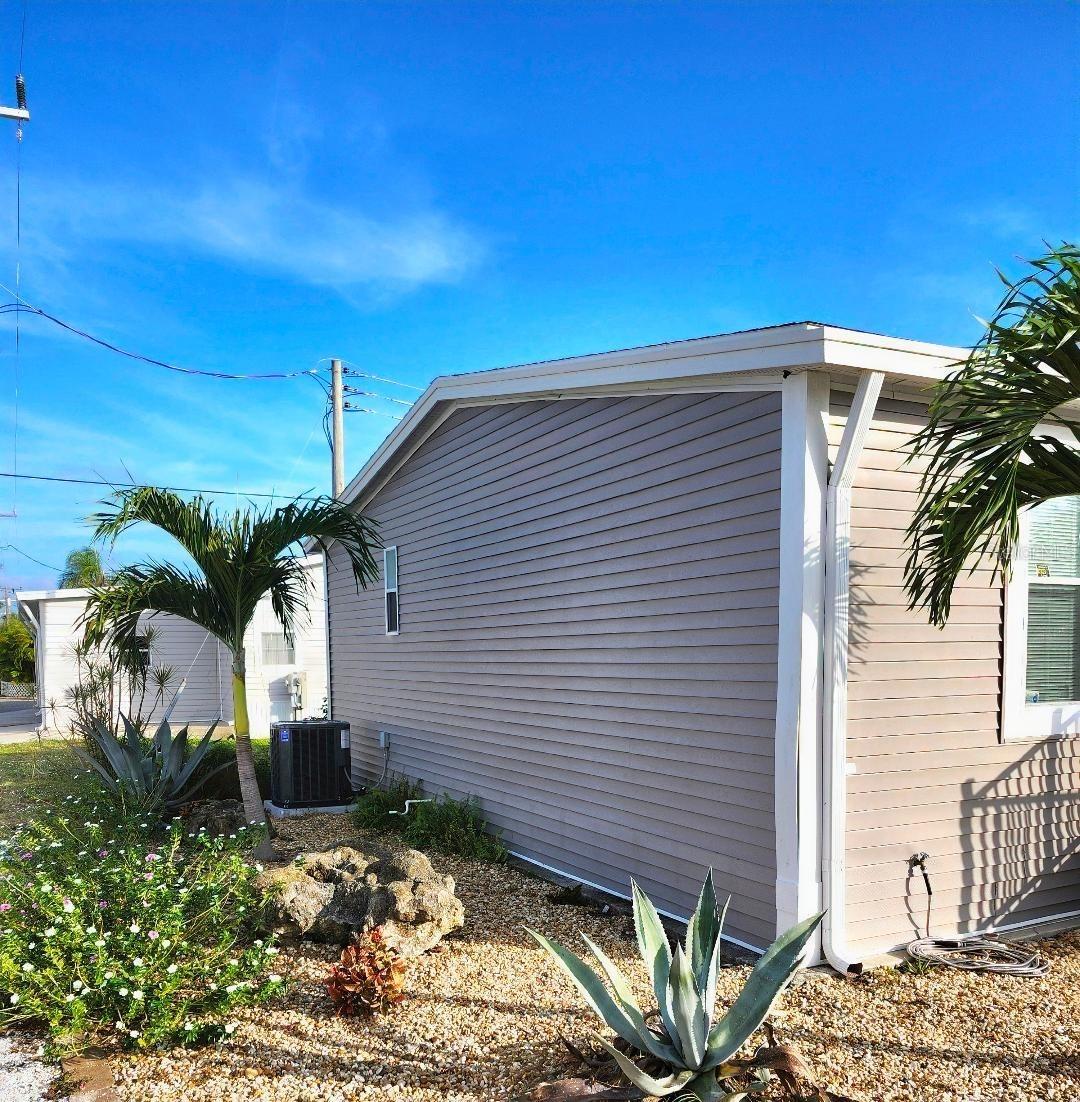 6505 ARIZONA ST — photo 4