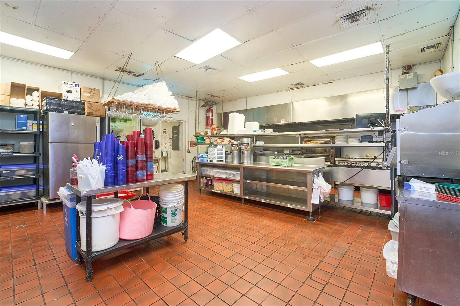 706 E BRANDON BLVD — photo 21