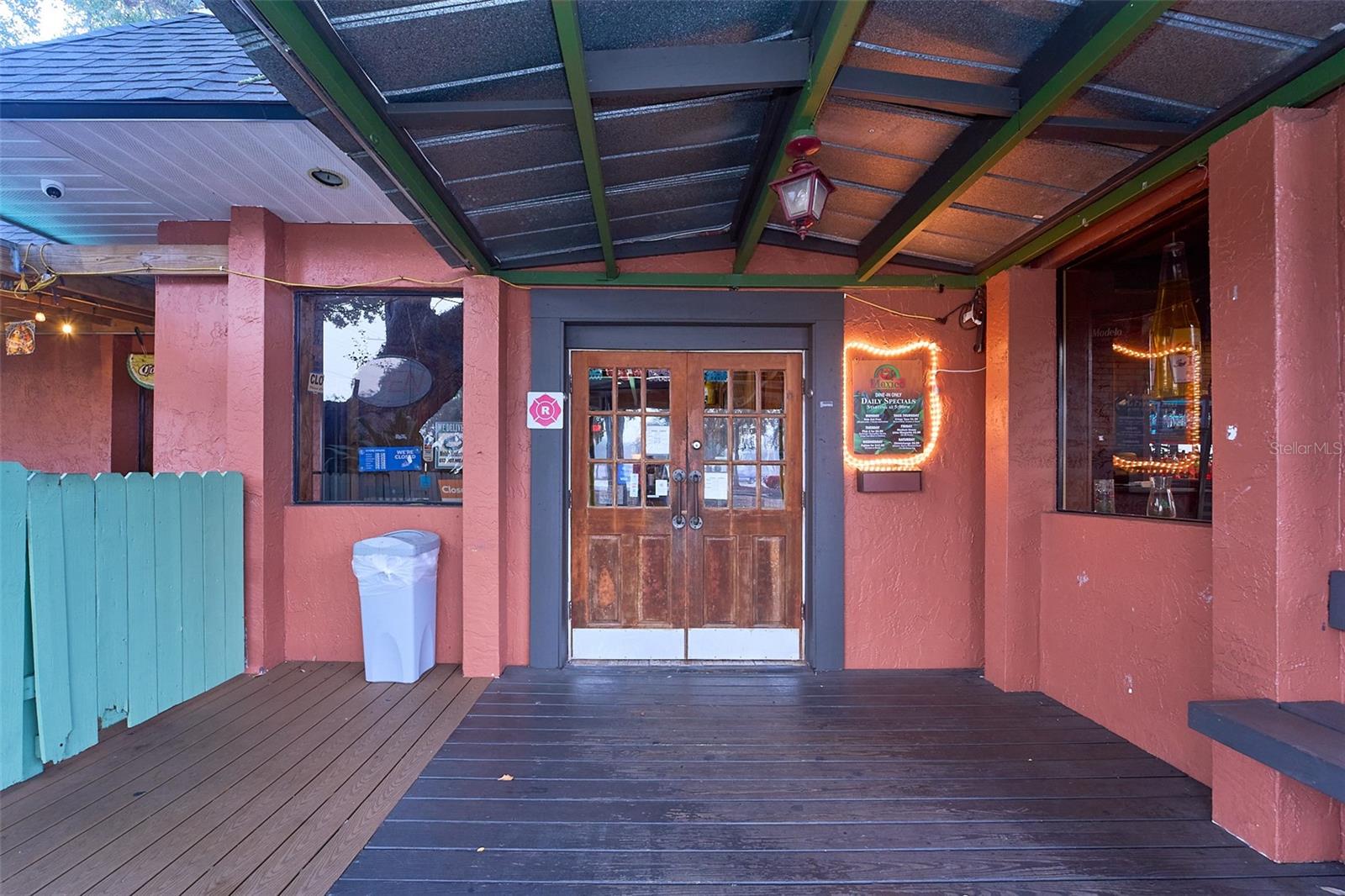 706 E BRANDON BLVD — photo 4