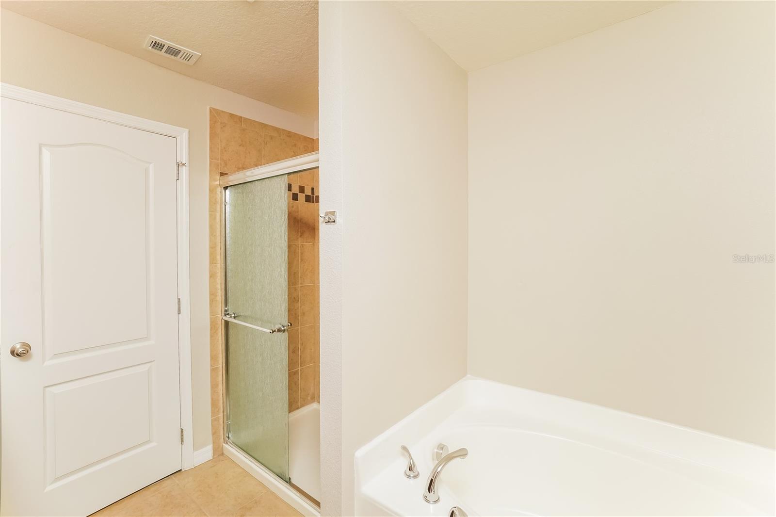 13307 WATERFORD CASTLE DR — photo 15