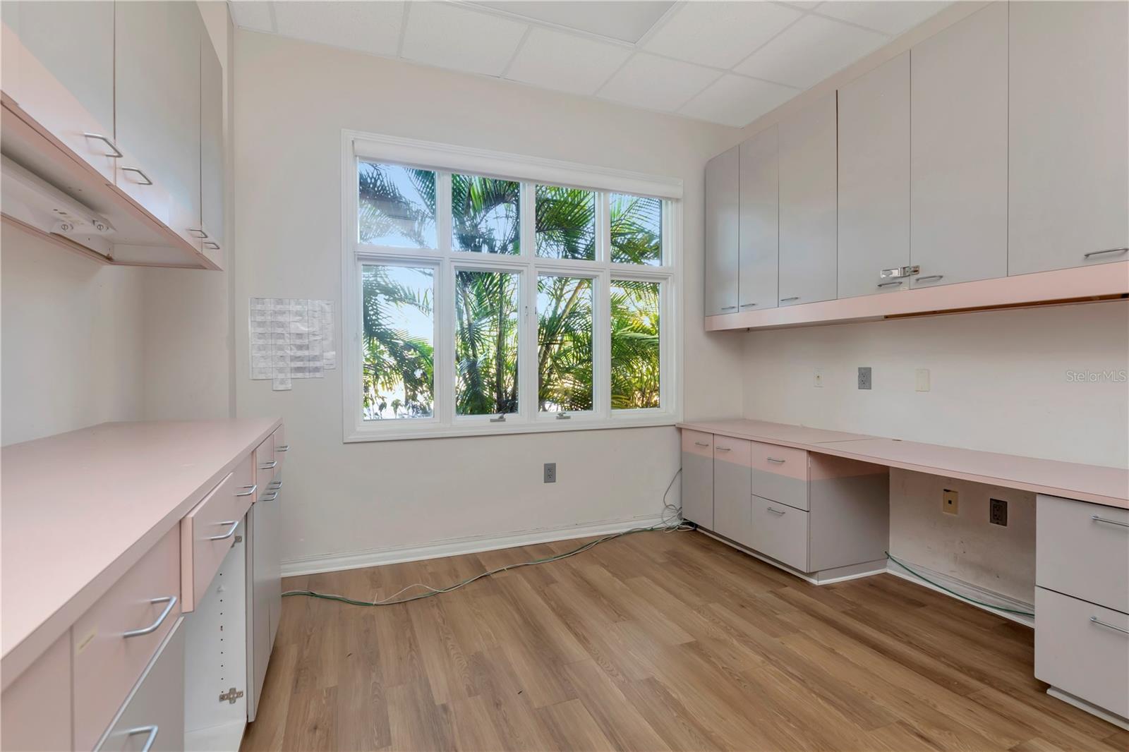 1201 S MYRTLE AVE — photo 37