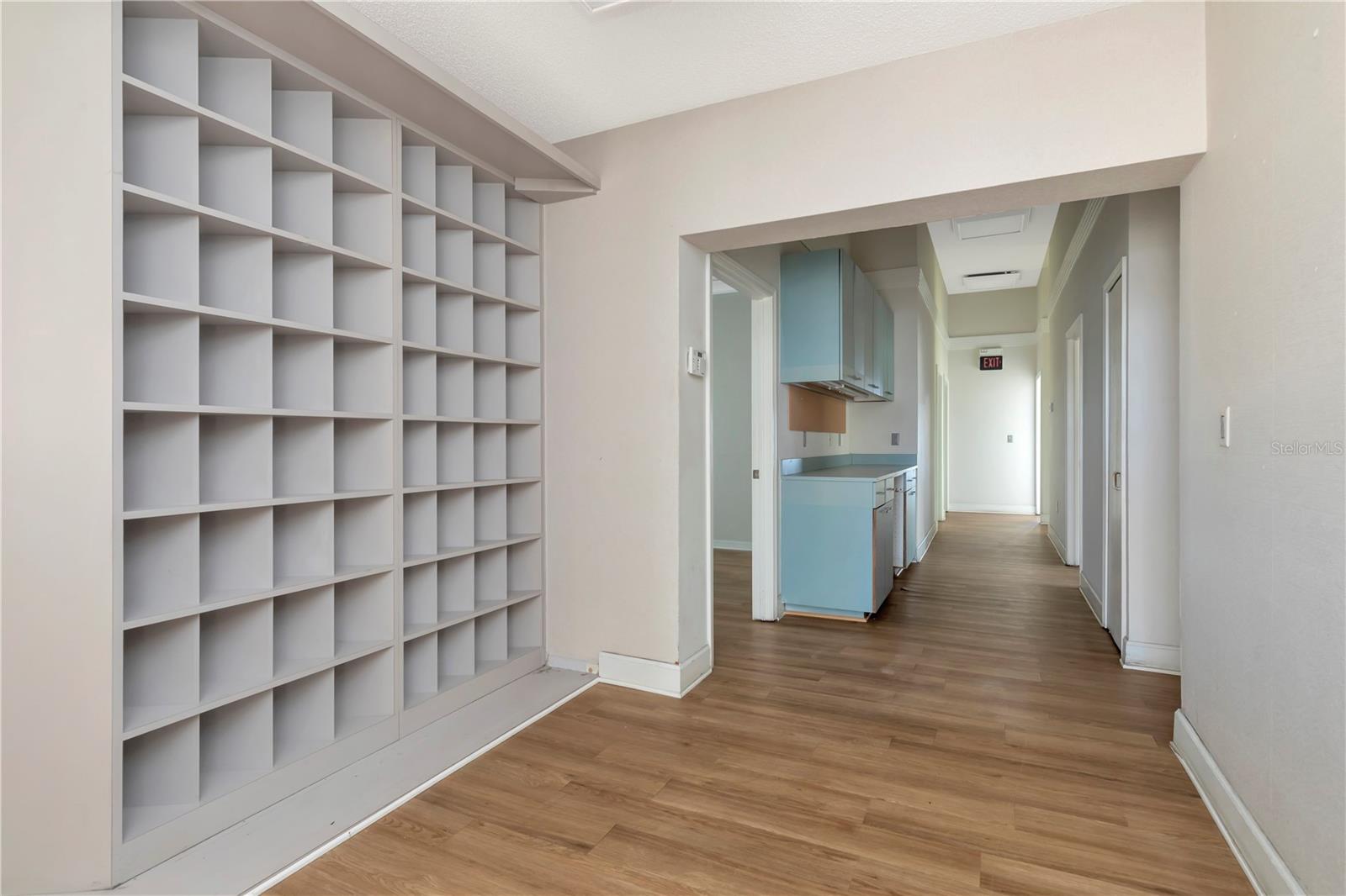 1201 S MYRTLE AVE — photo 30