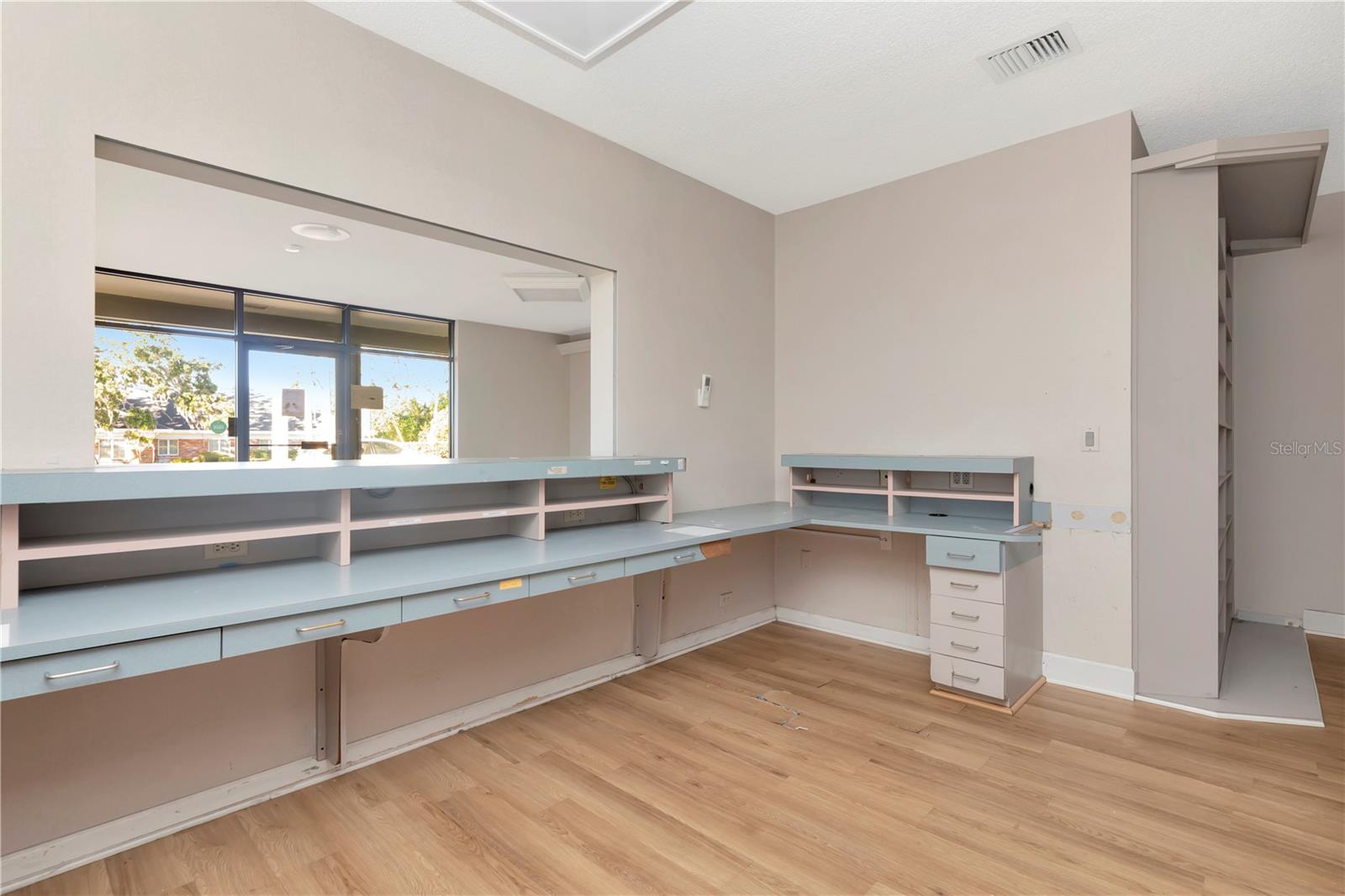 1201 S MYRTLE AVE — photo 11