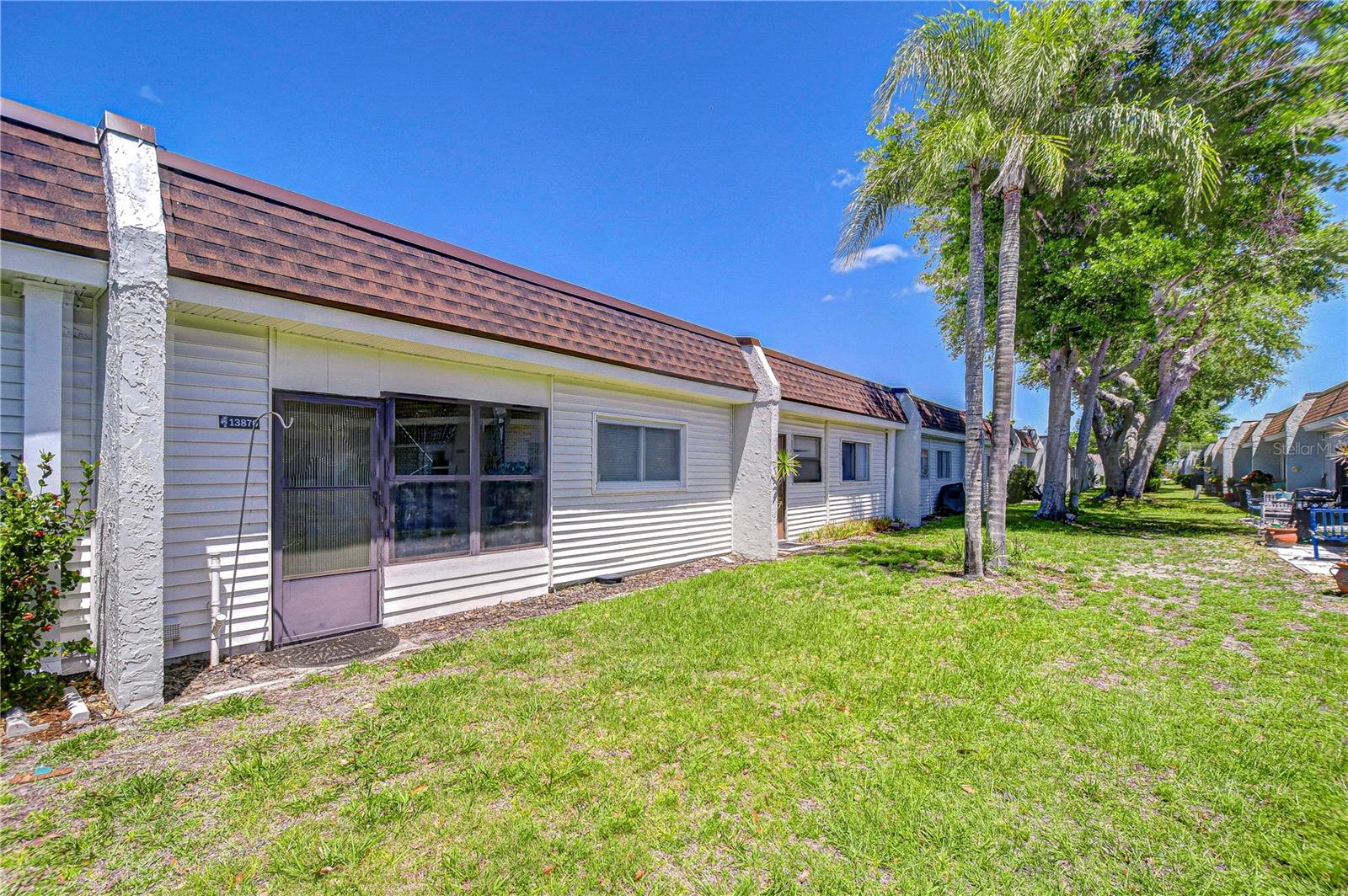 13870 OAKWOOD LN — photo 27