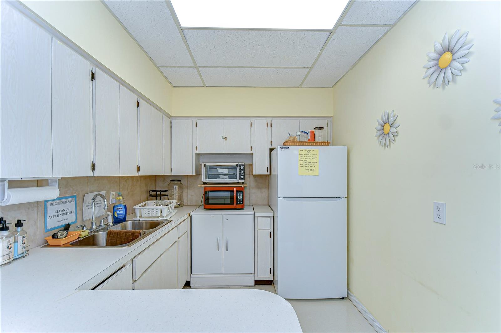 13870 OAKWOOD LN — photo 37