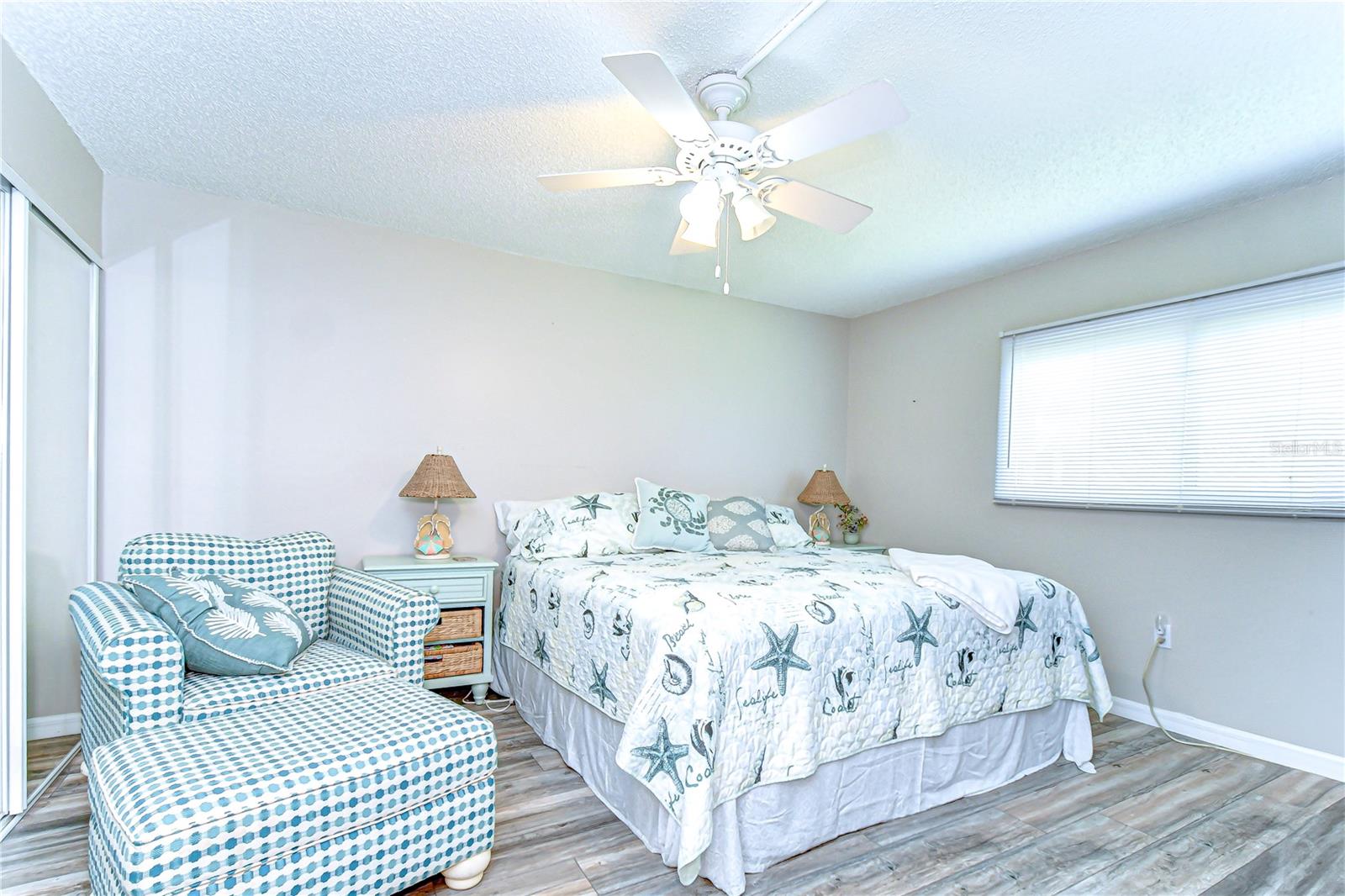 13870 OAKWOOD LN — photo 17