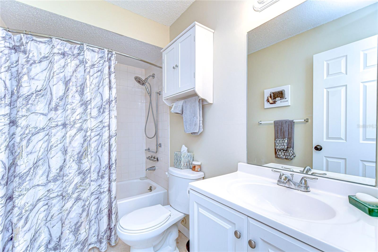 13870 OAKWOOD LN — photo 25