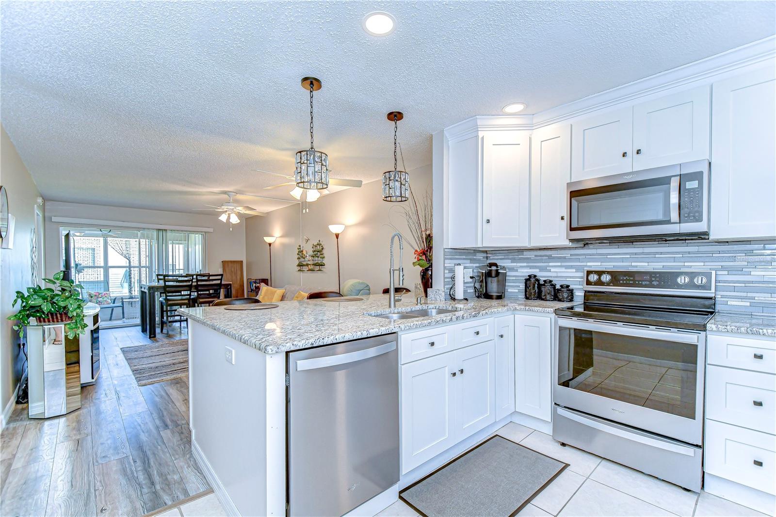 13870 OAKWOOD LN — photo 6