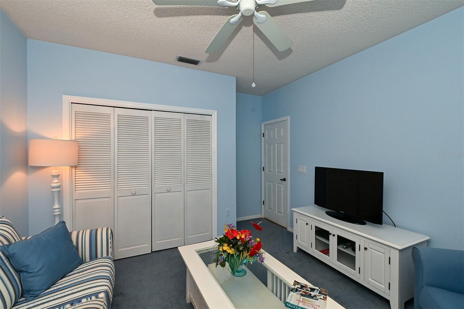 3866 SURREY CT — photo 38
