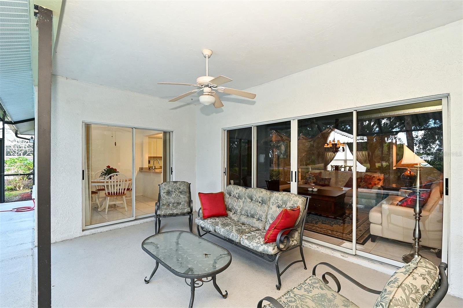 3866 SURREY CT — photo 50