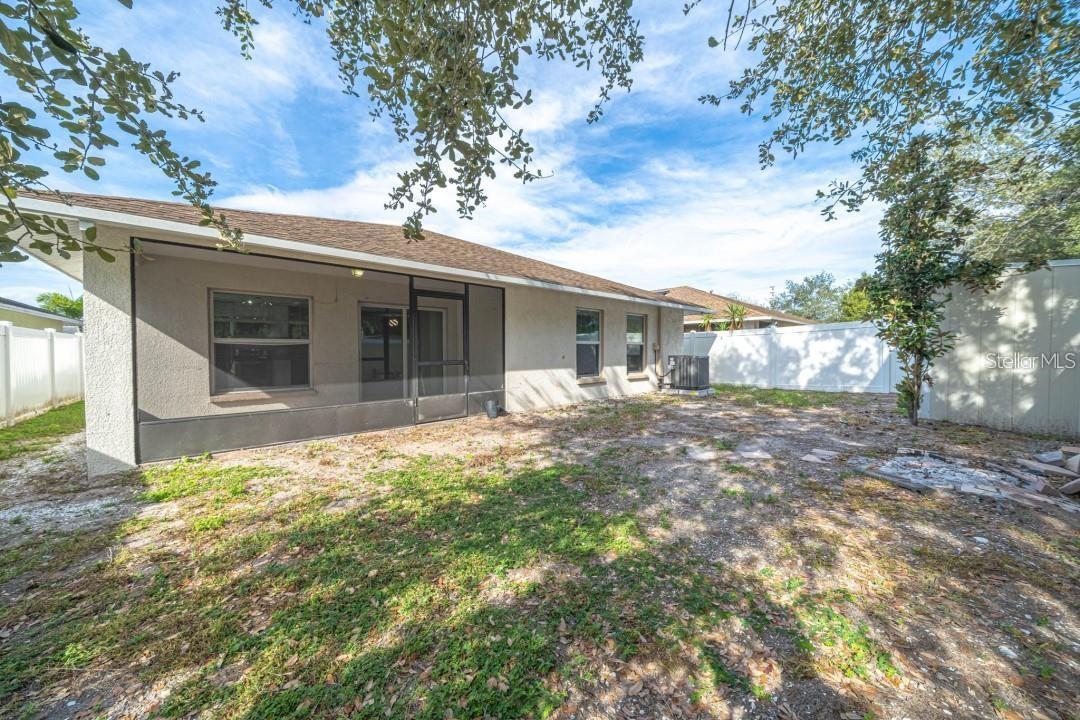2025 PEACEFUL PALM ST — photo 14