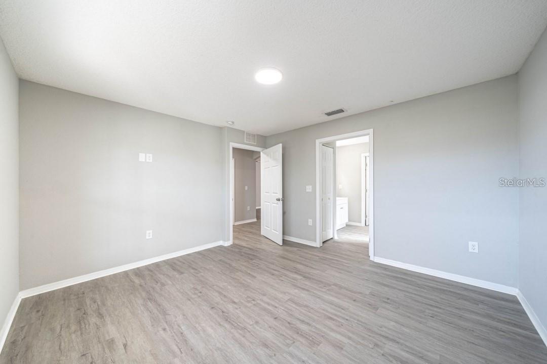 2025 PEACEFUL PALM ST — photo 12