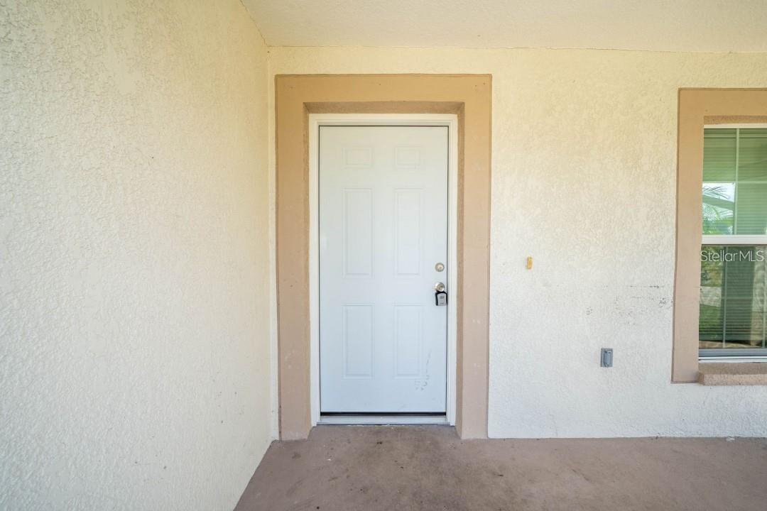 2025 PEACEFUL PALM ST — photo 9