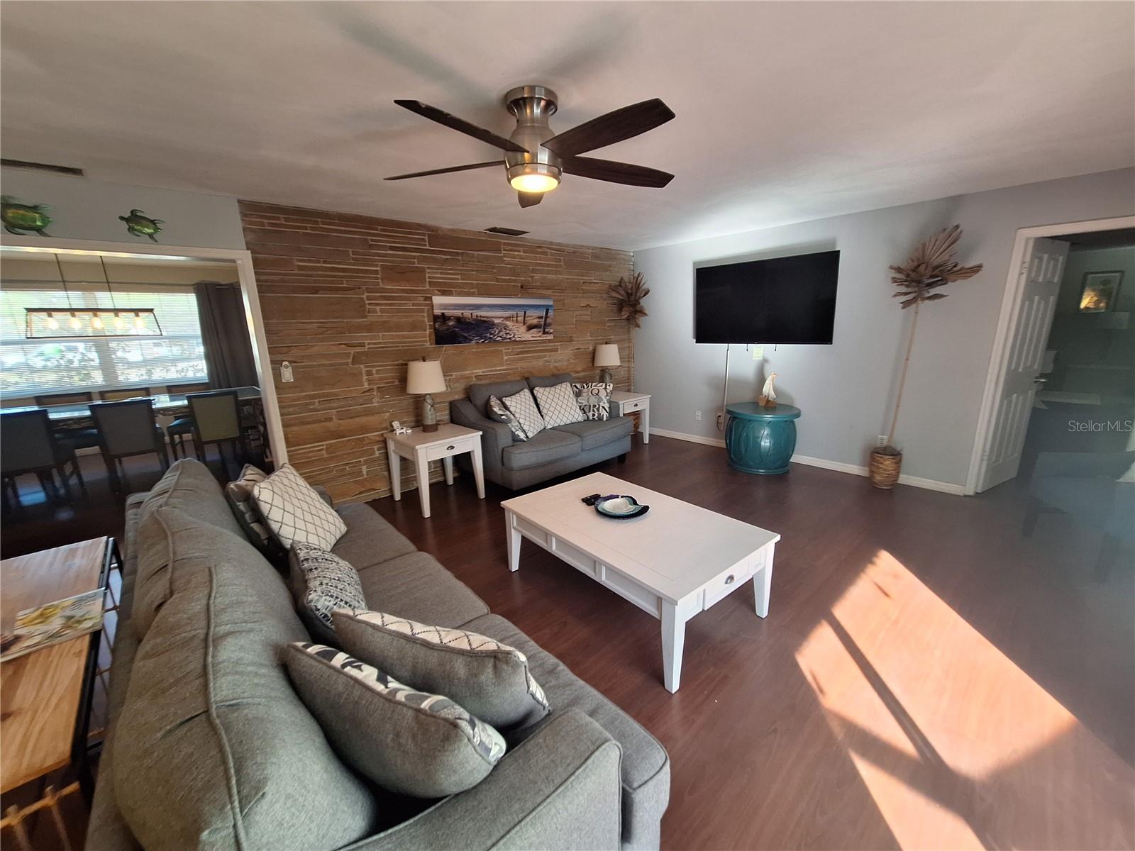505 N HIGHLAND AVE — photo 14