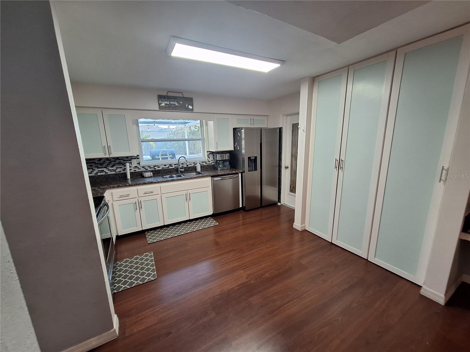 505 N HIGHLAND AVE — photo 10