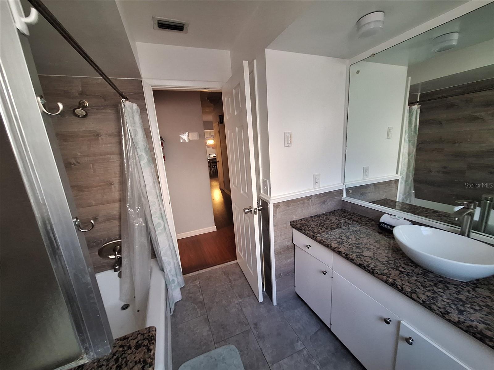 505 N HIGHLAND AVE — photo 23