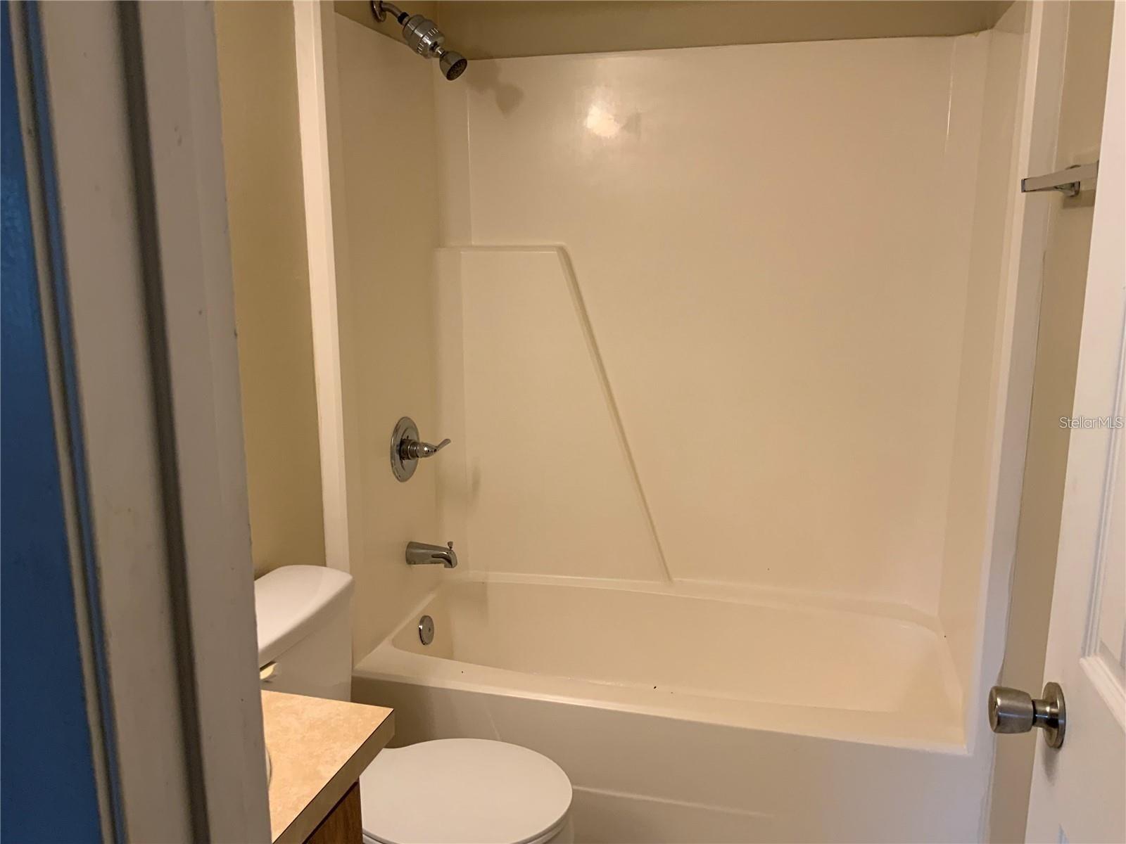 233 RED MAPLE PL #233 — photo 4