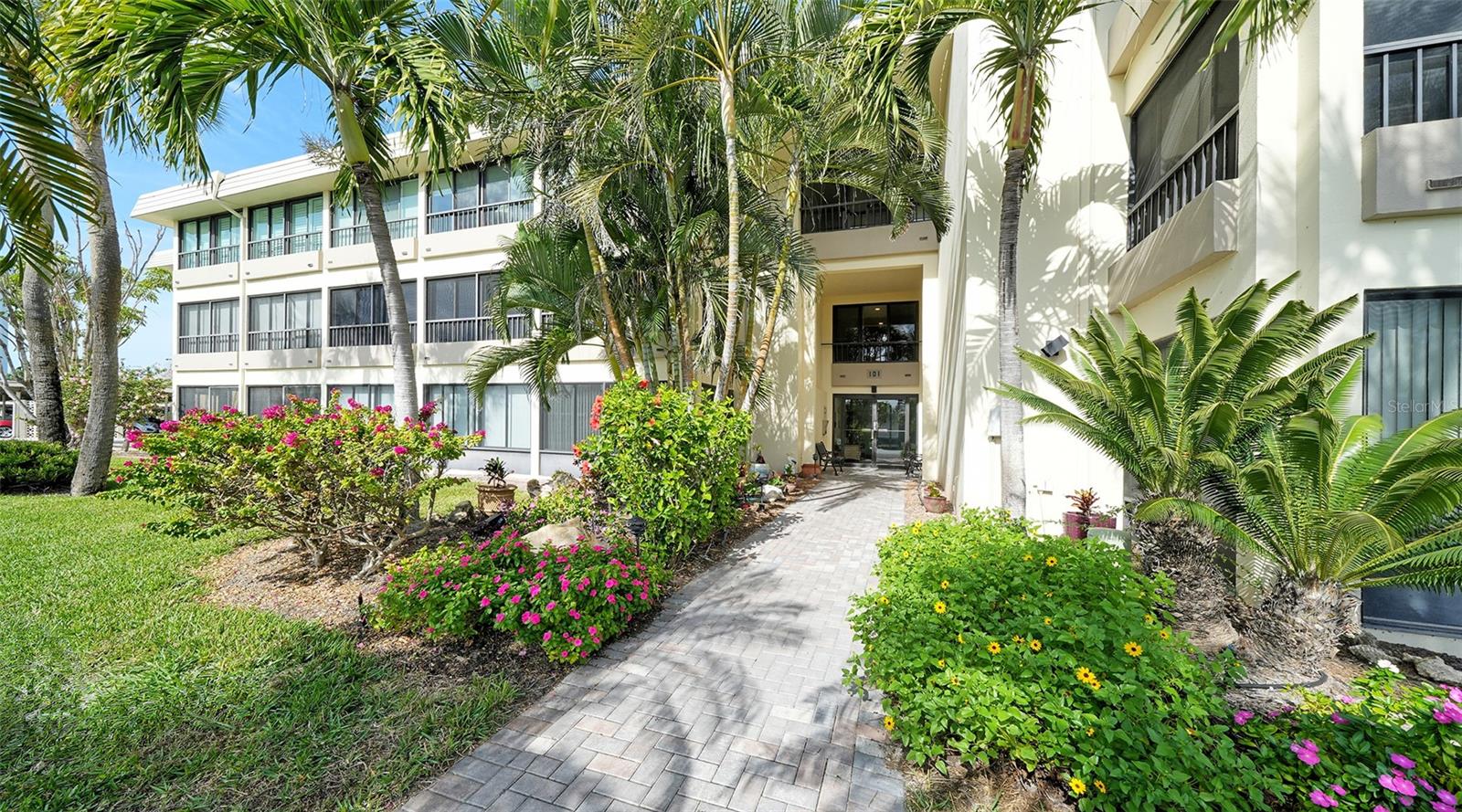 101 WHISPERING SANDS DR #107 — photo 6