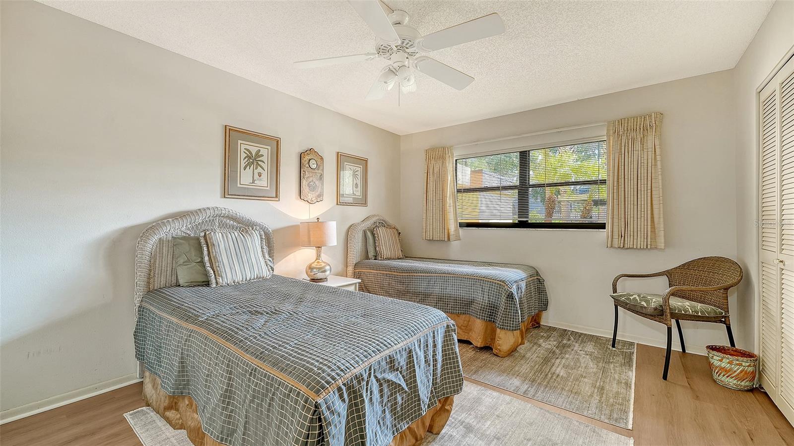 8773 MIDNIGHT PASS RD #102G — photo 31