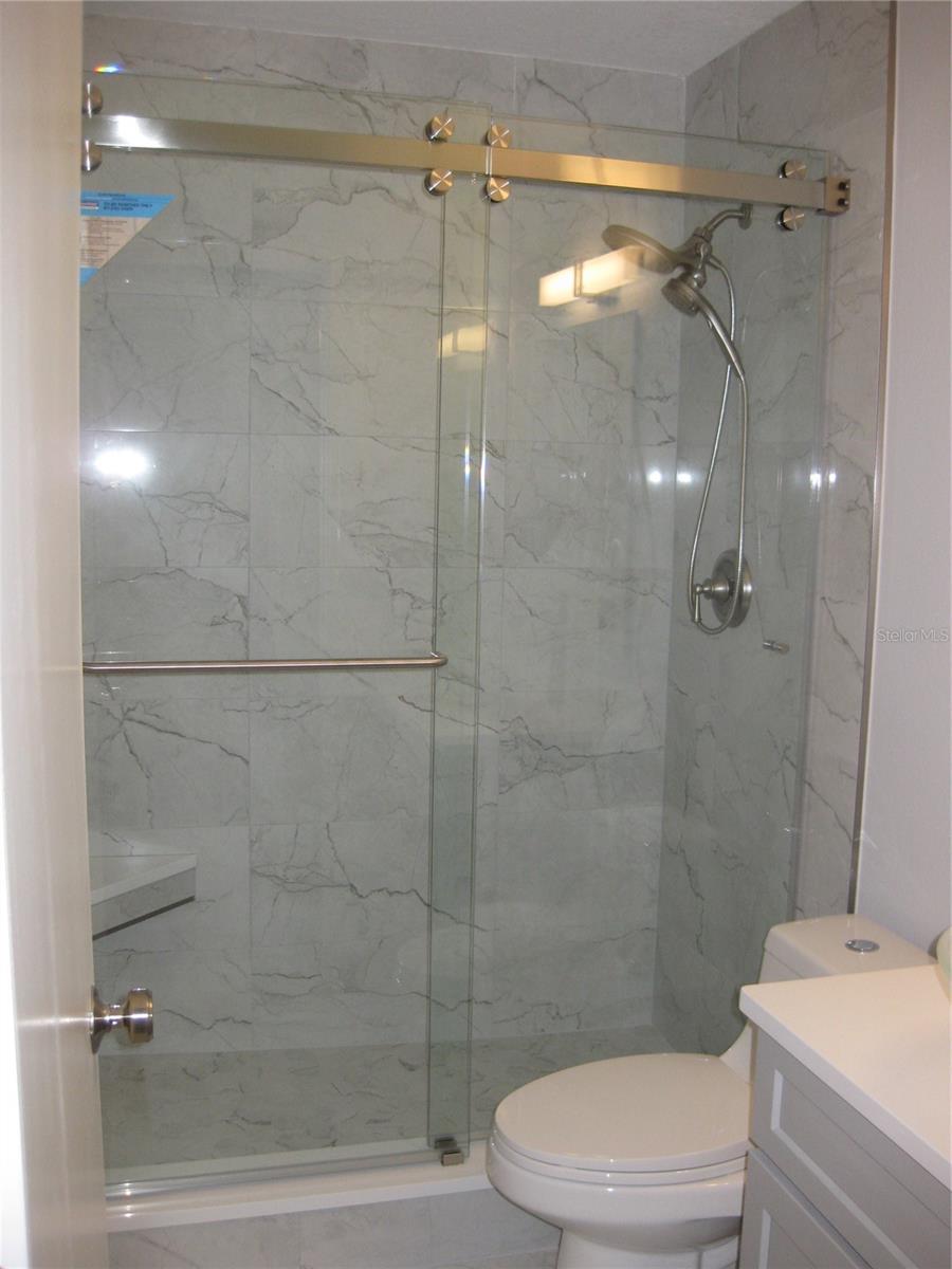 5 GATESHEAD DR #107 — photo 19