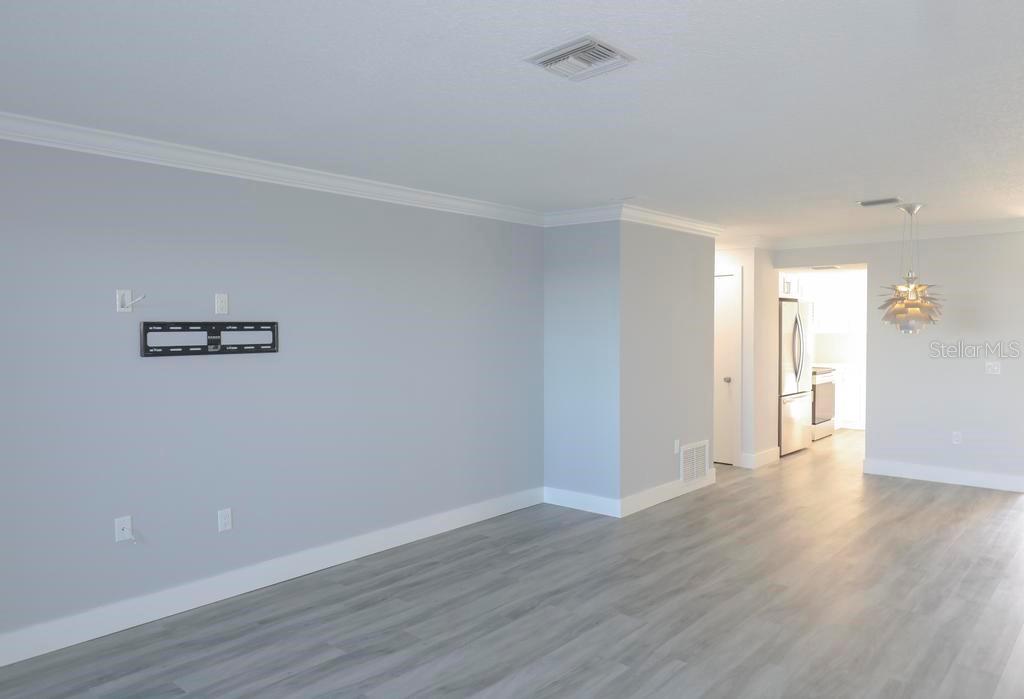 5 GATESHEAD DR #107 — photo 6