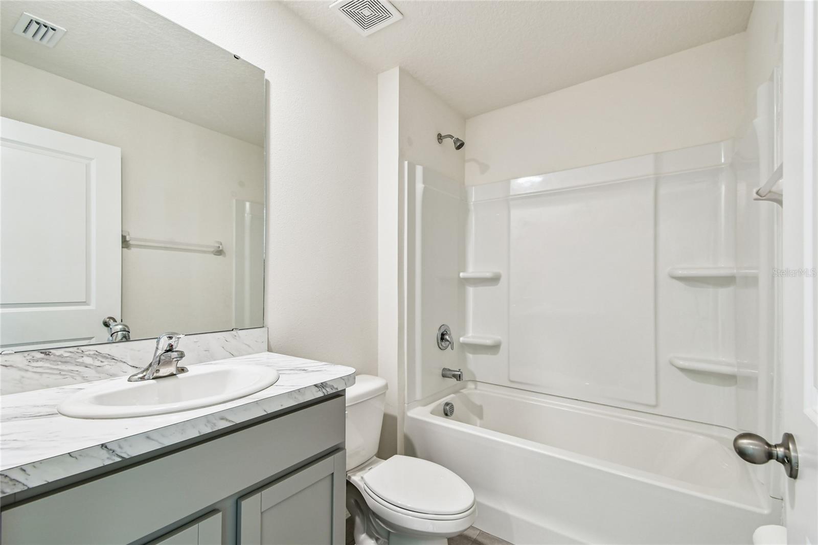 9208 MISSION BAY PL — photo 16