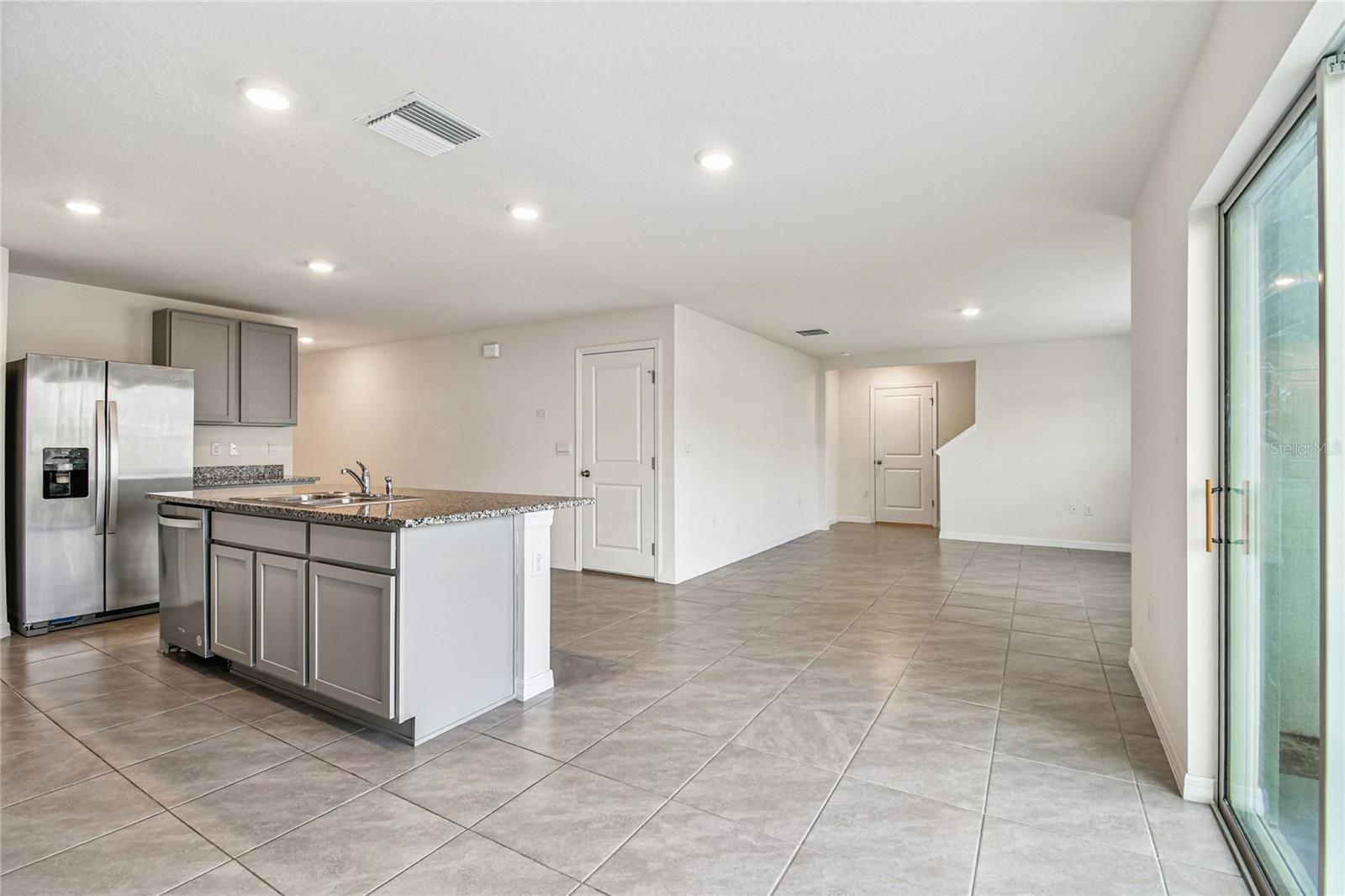 9208 MISSION BAY PL — photo 10