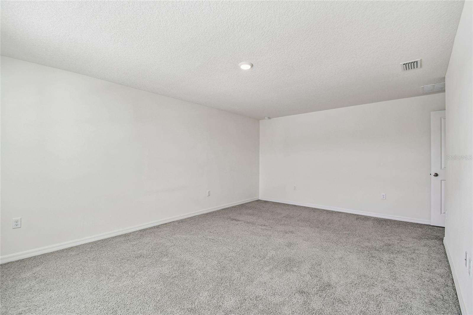 9208 MISSION BAY PL — photo 27