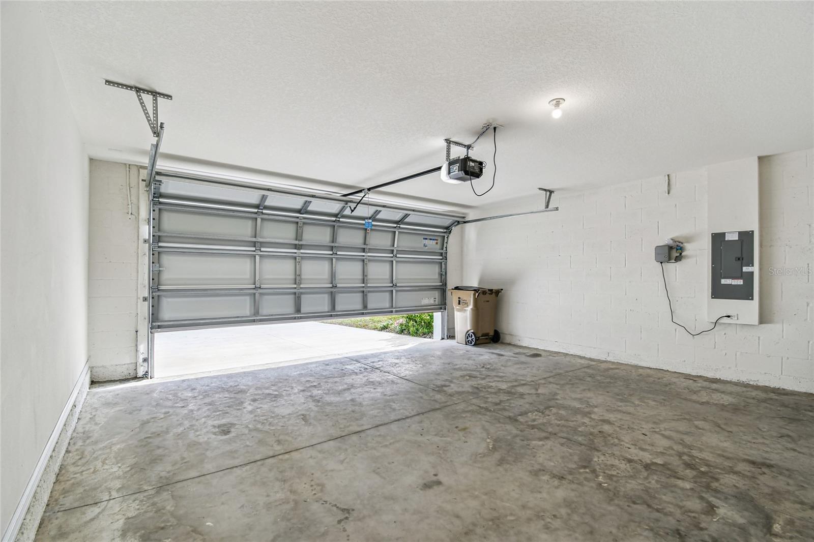 9208 MISSION BAY PL — photo 40