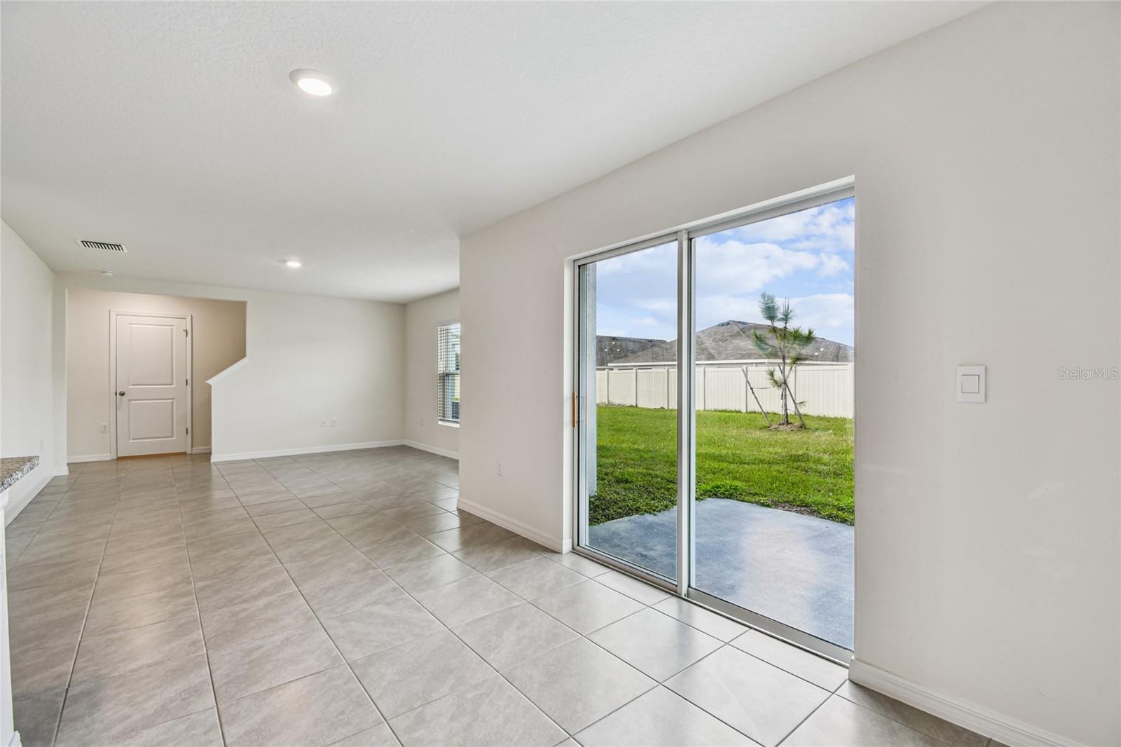 9208 MISSION BAY PL — photo 9