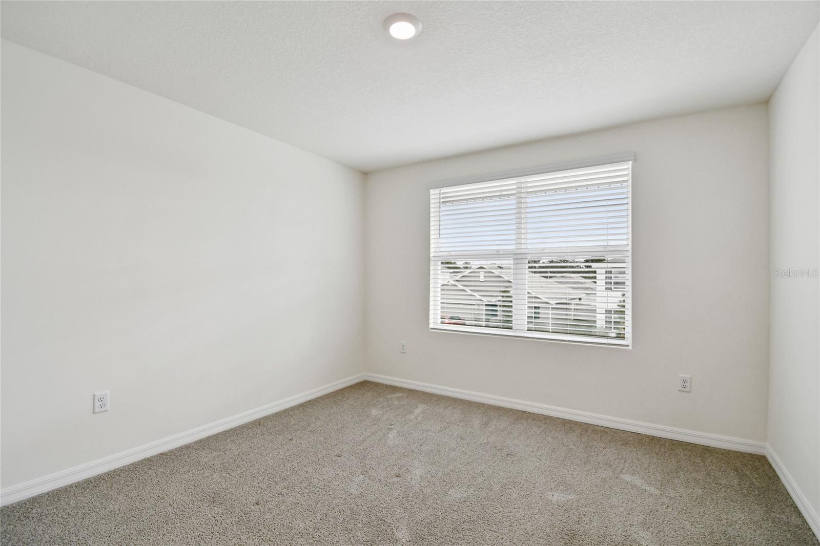 9208 MISSION BAY PL — photo 37