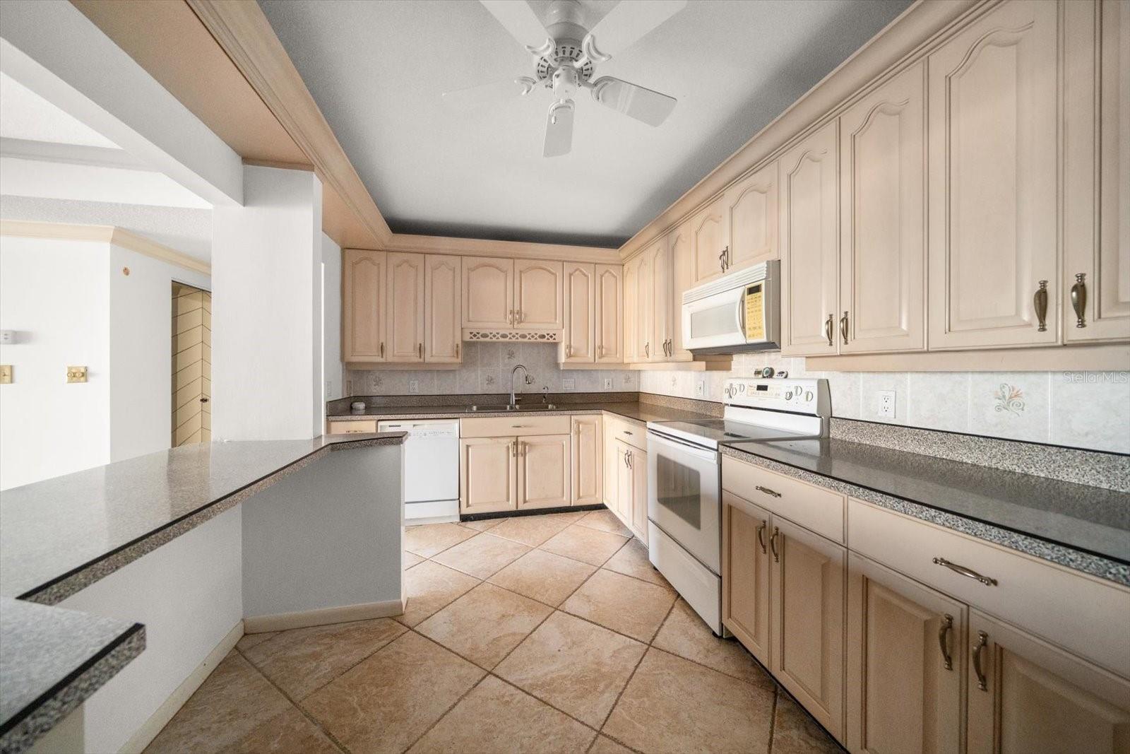 1501 GULF BLVD #604 — photo 9