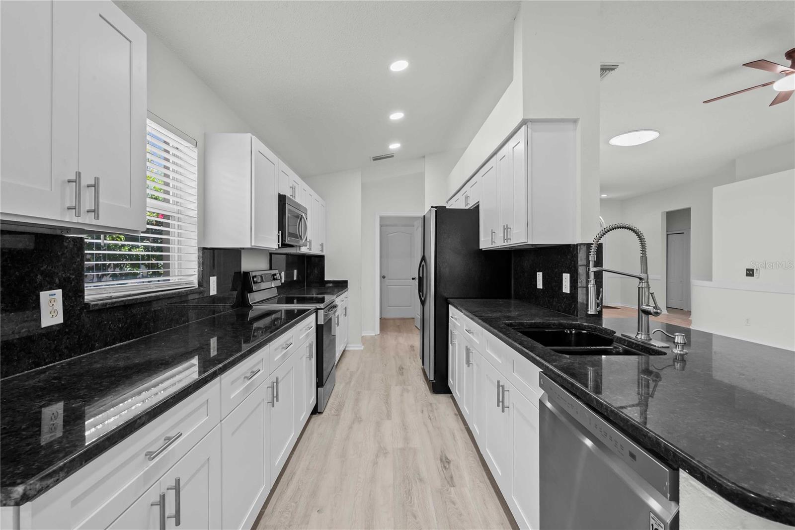19519 MORDEN BLUSH DR — photo 8
