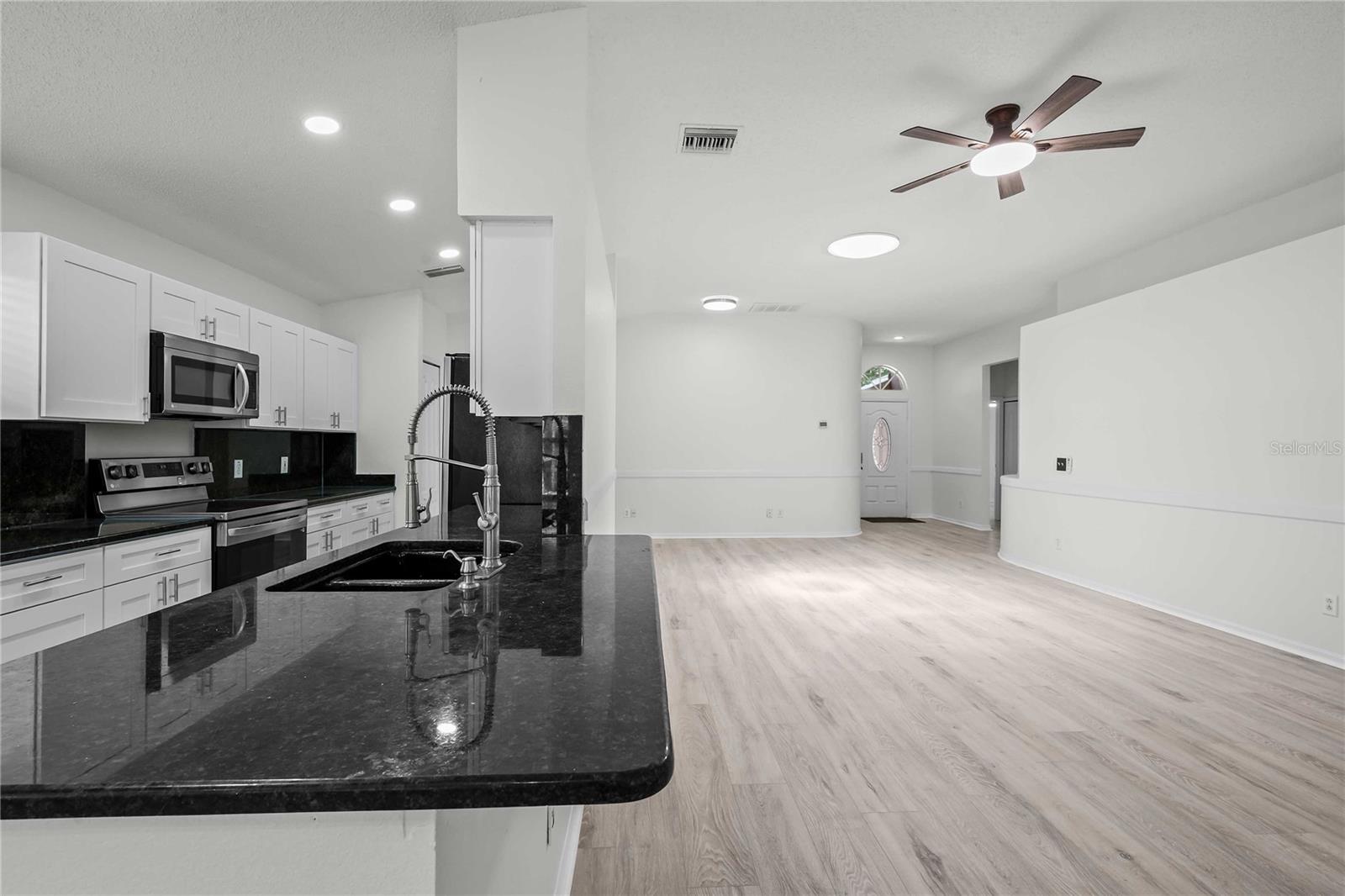 19519 MORDEN BLUSH DR — photo 36