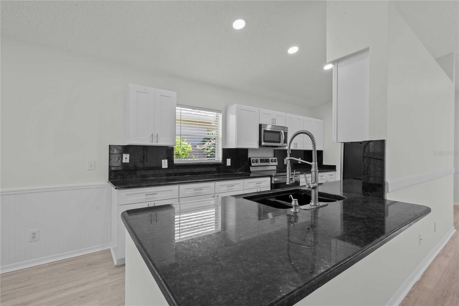 19519 MORDEN BLUSH DR — photo 39