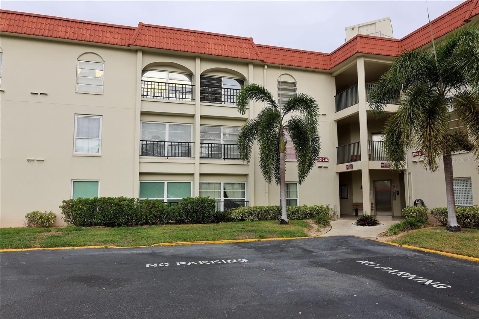 2700 BAYSHORE BLVD #2105 — photo 2