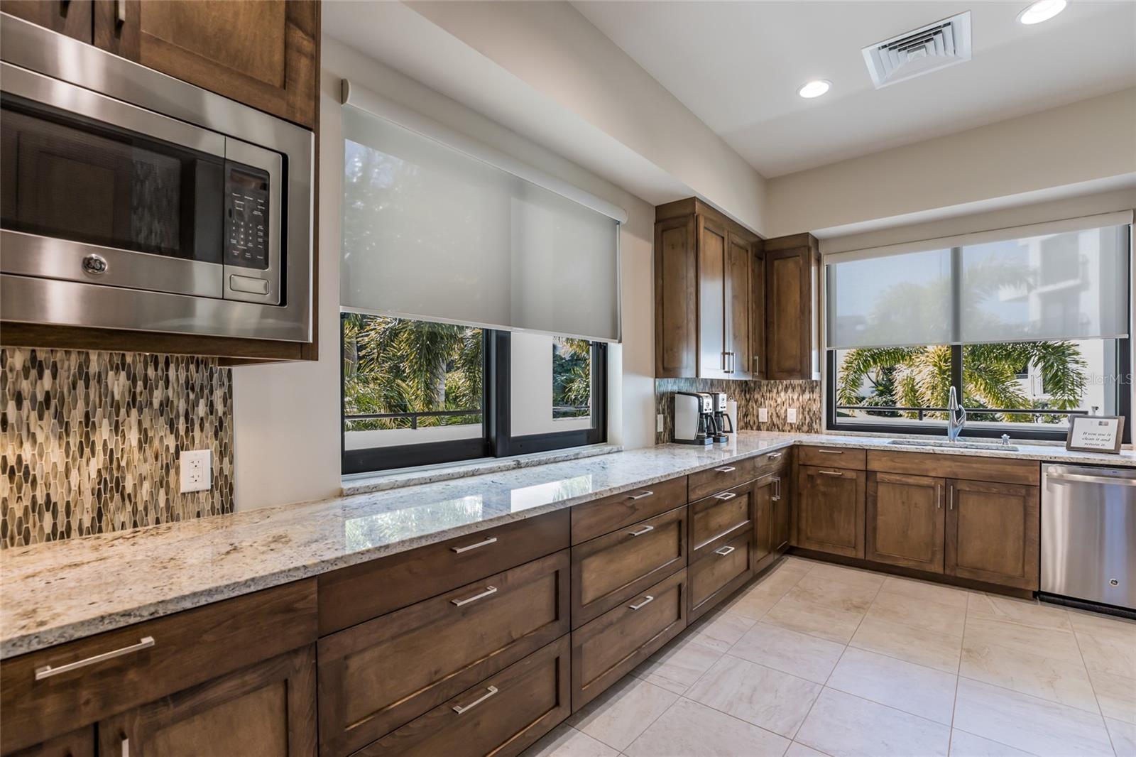 1425 GULF OF MEXICO DR #408 — photo 35