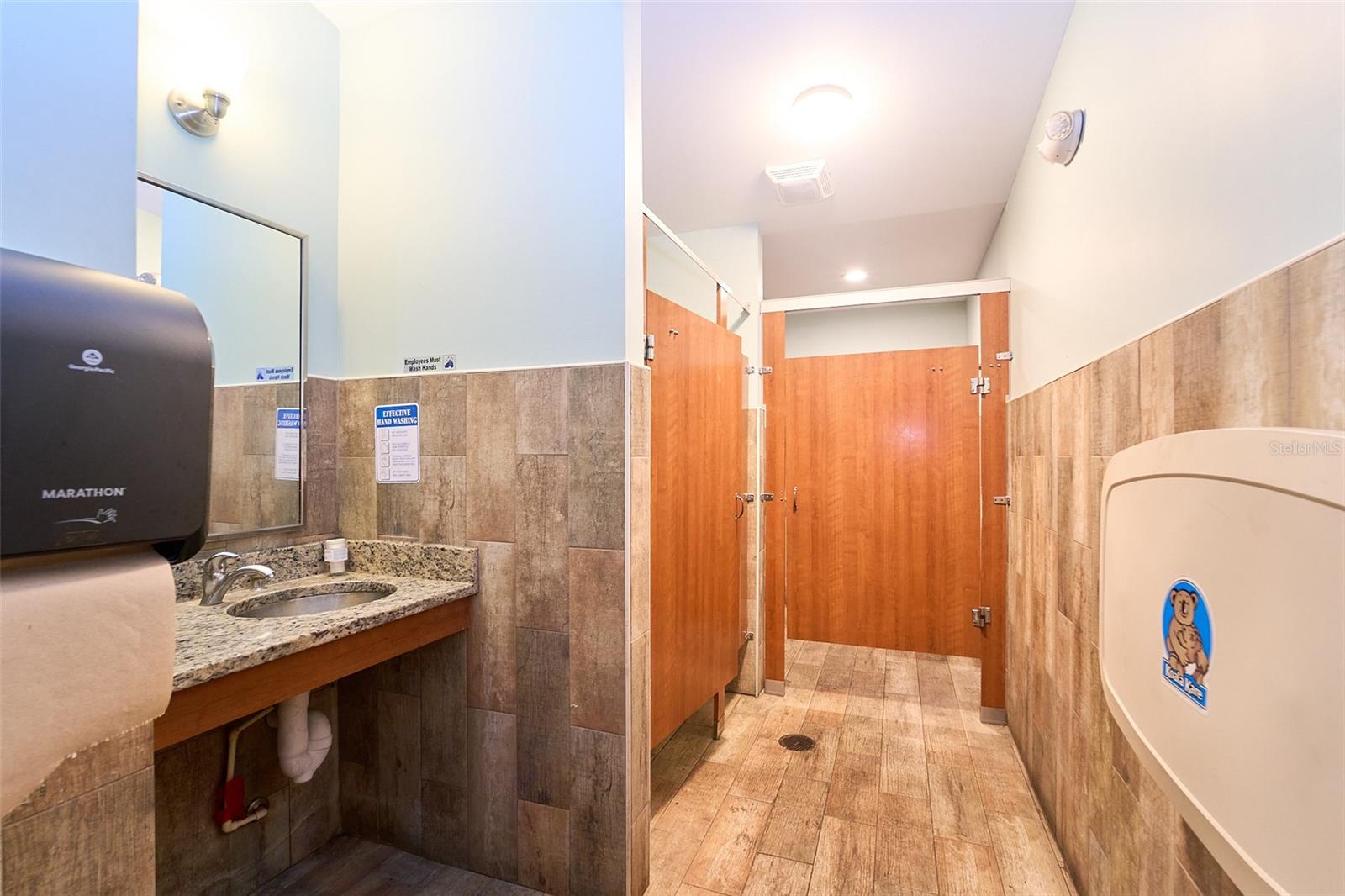 704 E BRANDON BLVD — photo 16