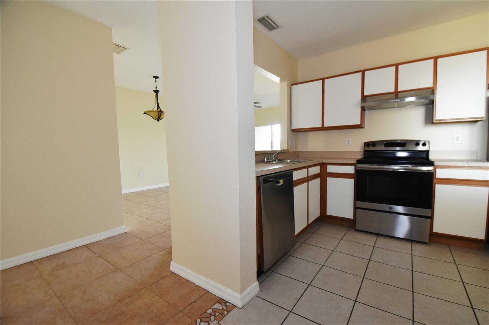 9612 SEADALE CT #201 — photo 2