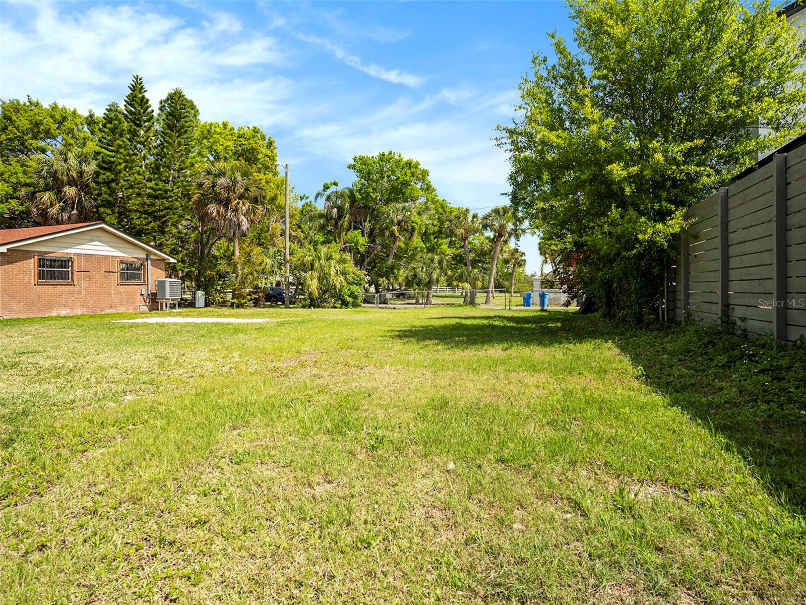 7406 BAY DR — photo 12