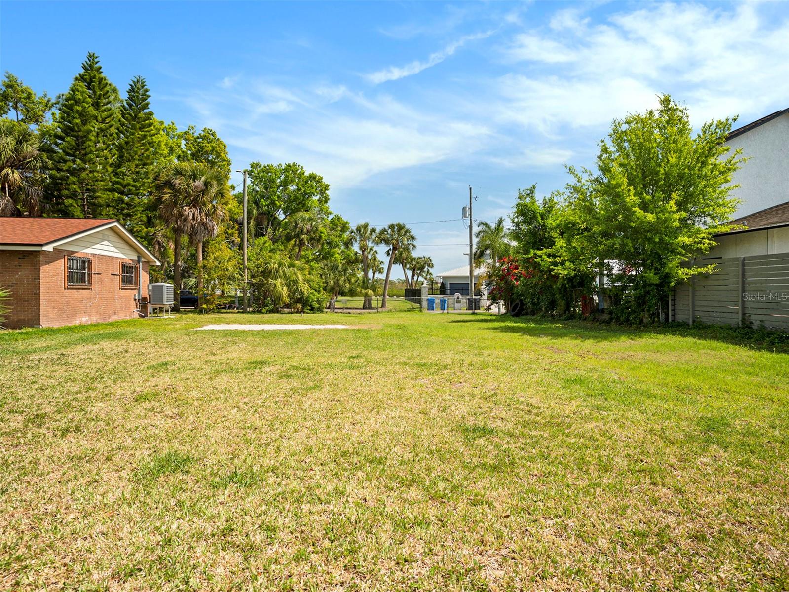 7406 BAY DR — photo 10