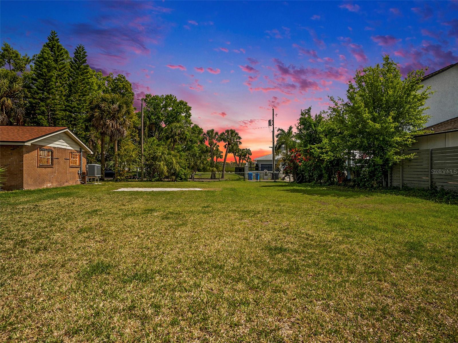 7406 BAY DR — photo 21
