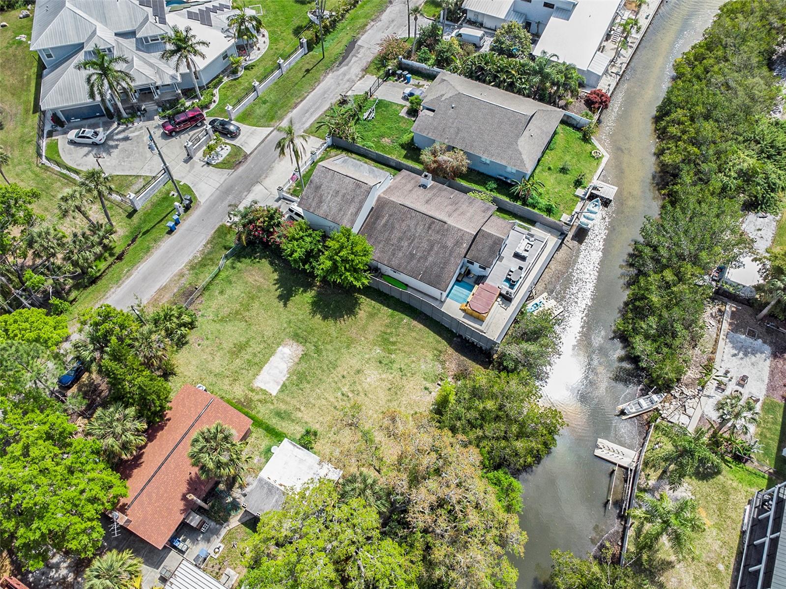 7406 BAY DR — photo 7