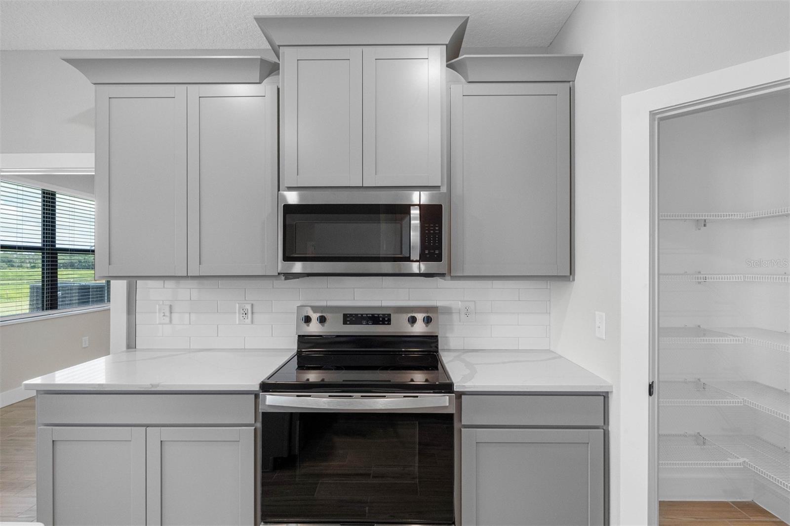 13501 WALDEN SHEFFIELD RD — photo 2