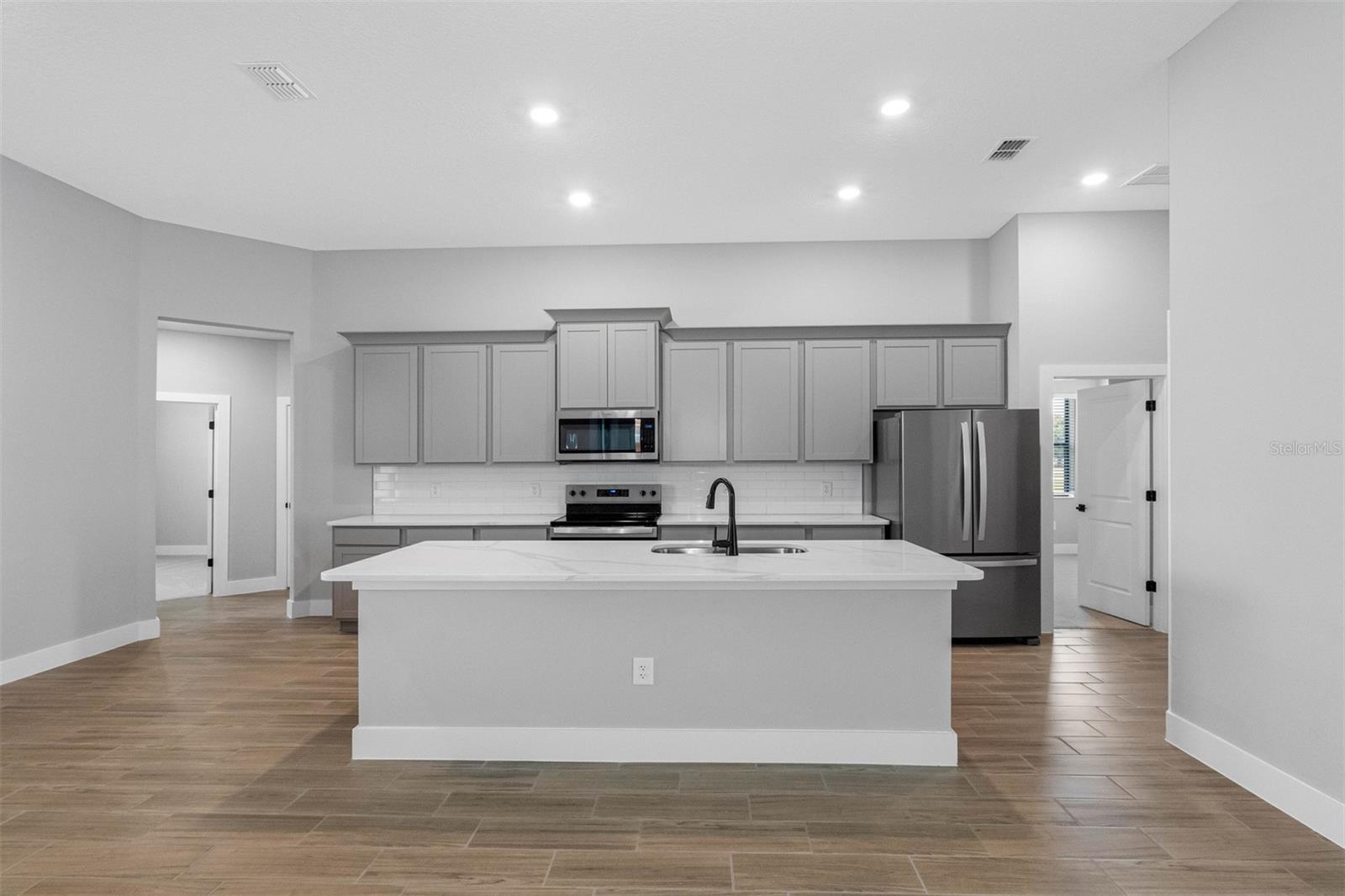 13509 WALDEN SHEFFIELD RD — photo 4