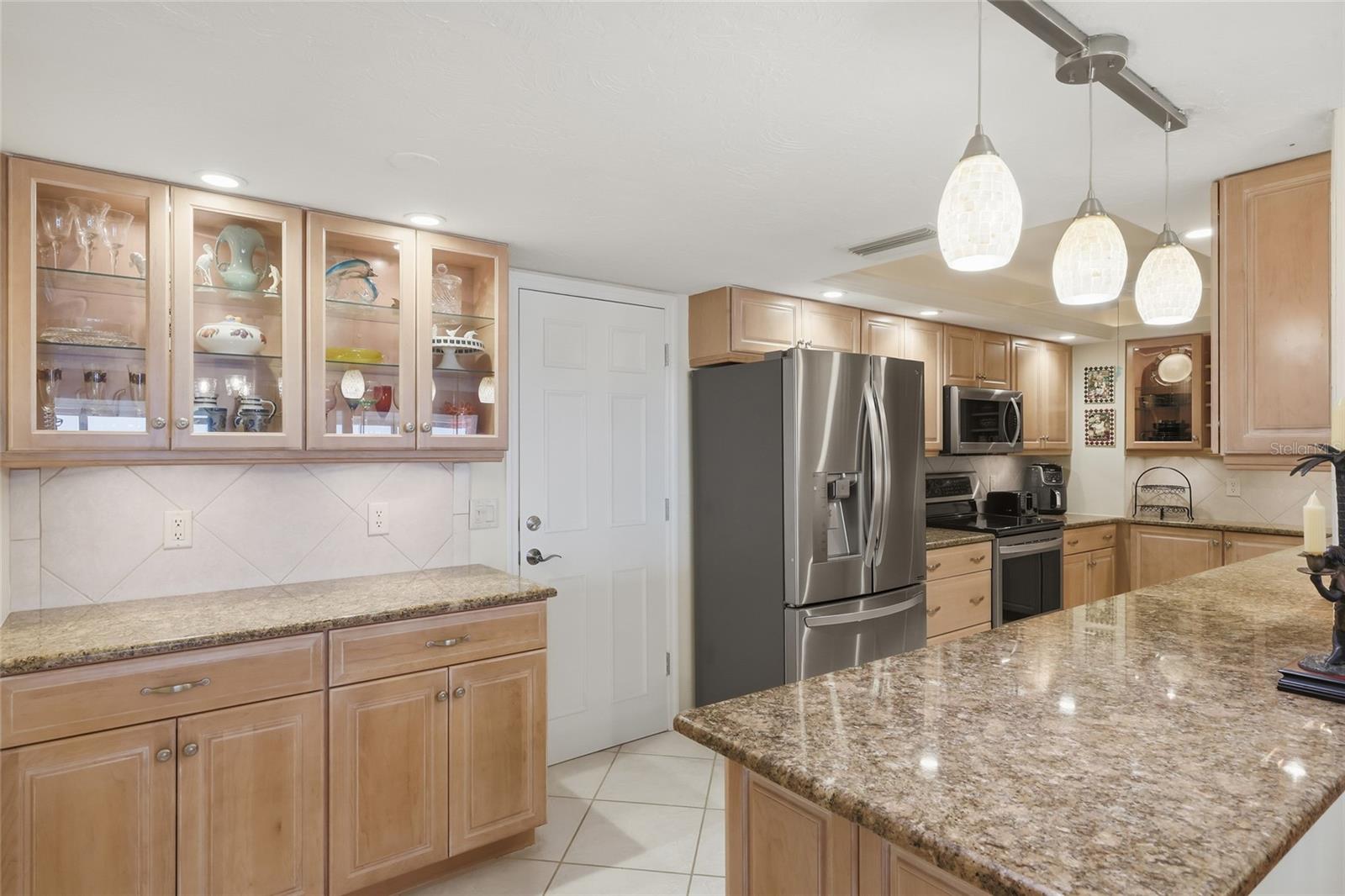 1750 BENJAMIN FRANKLIN DR #9B — photo 10