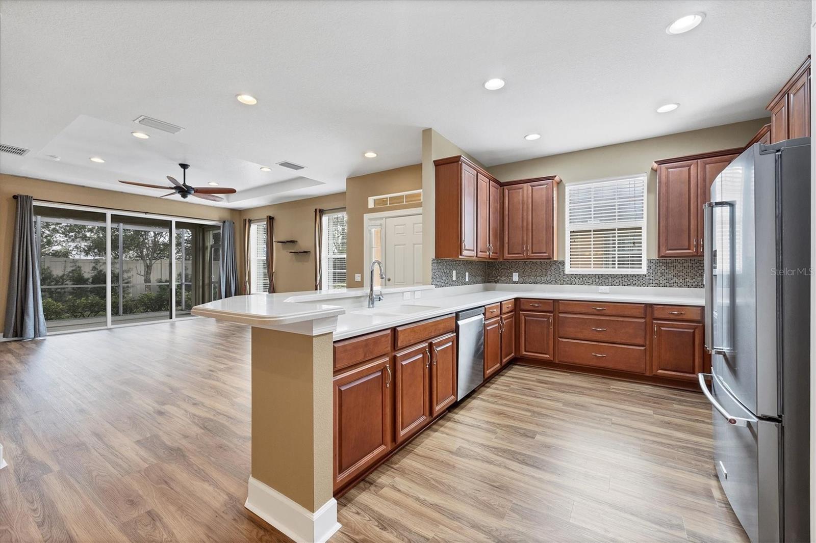 2520 TERRACINA DR — photo 8