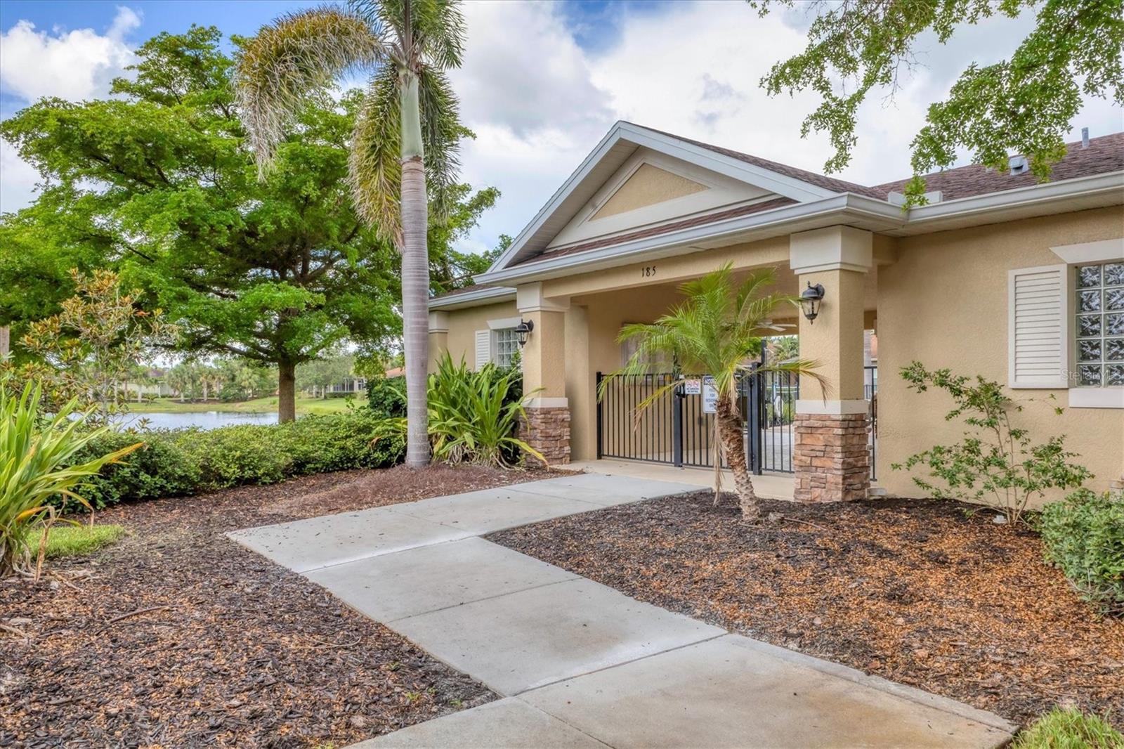 2520 TERRACINA DR — photo 30