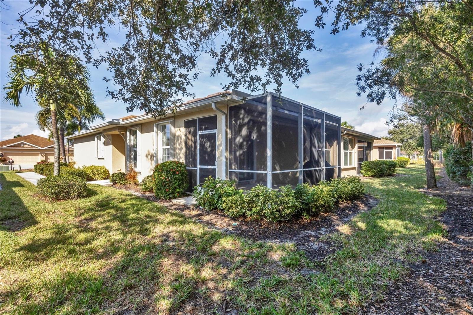 2520 TERRACINA DR — photo 28