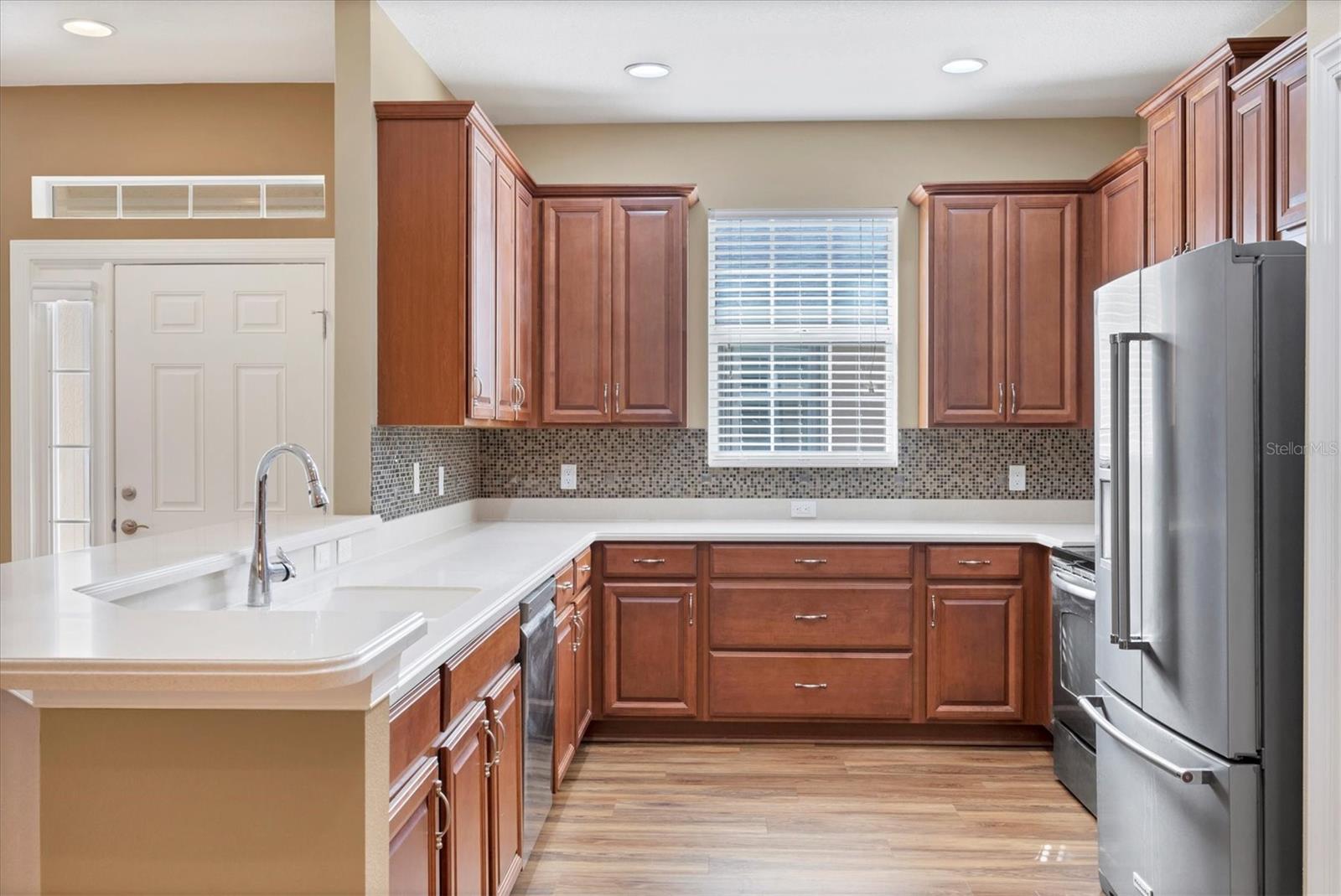 2520 TERRACINA DR — photo 9